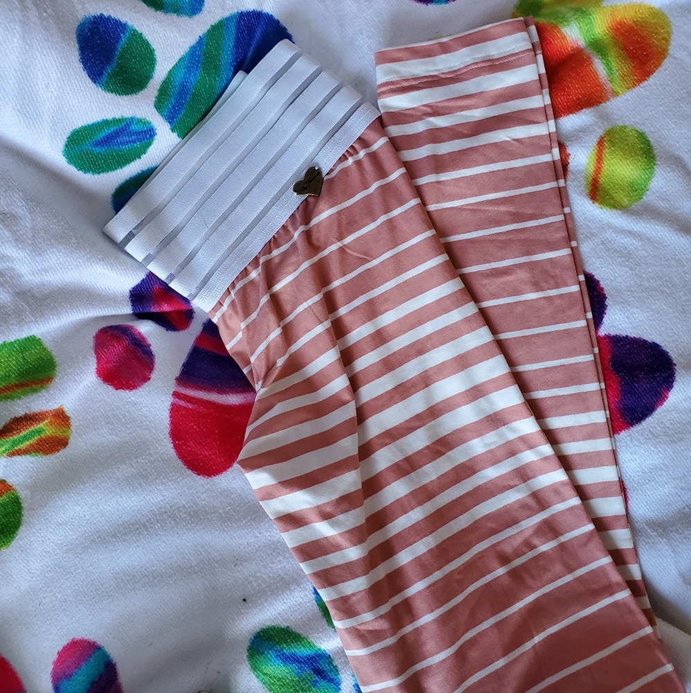 🔥SOLD🔥 Cute Booty Lounge Leggings